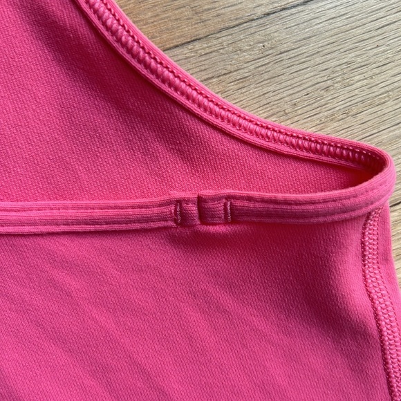 Pink Lululemon tank see measurements for sizing - Picture 9 of 12